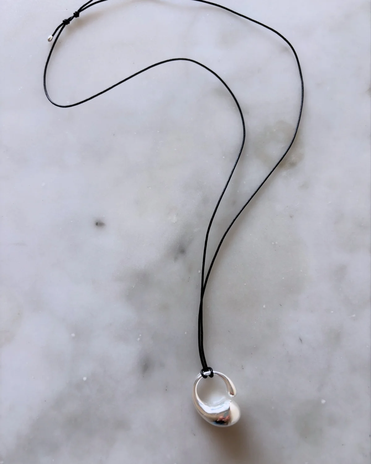 「マーシー」ペンダント（M）