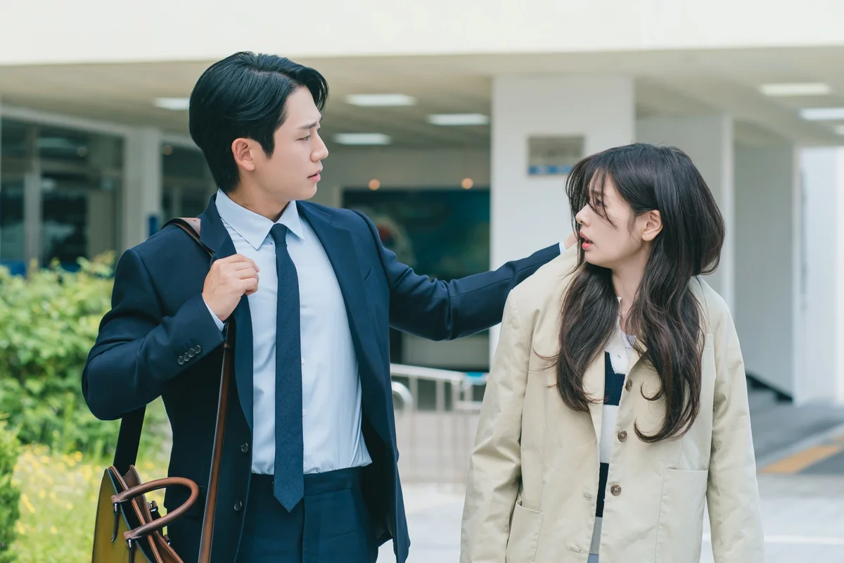 Netflix最新韓国ドラマ「となりのMr.パーフェクト」の場面写真　チョン・ヘイン　チョン・ソミン