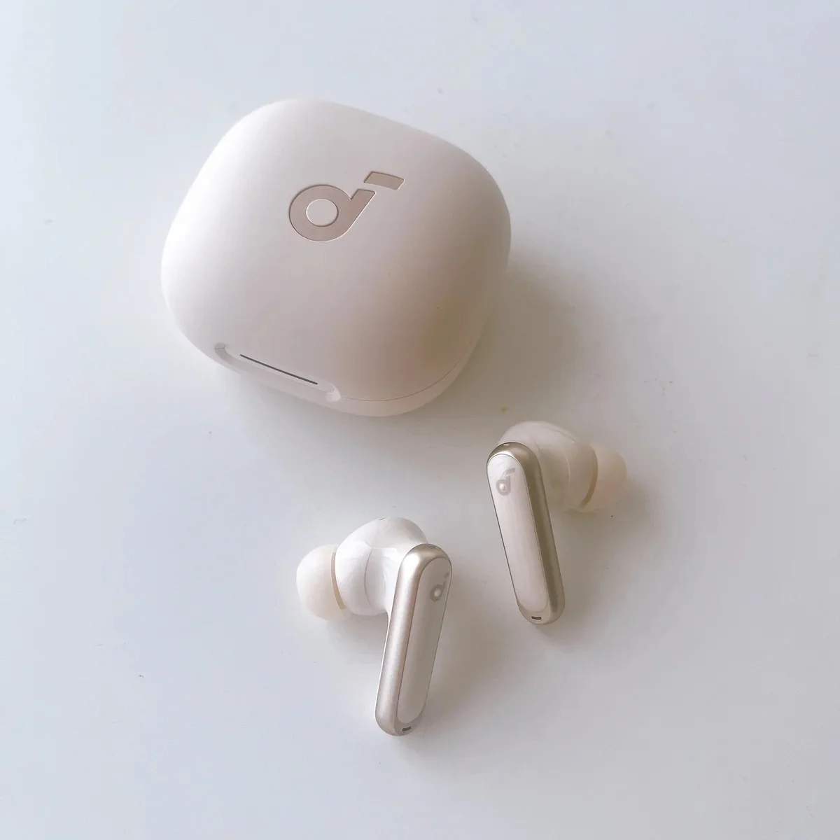 Anker ワイヤレスイヤホン 「Soundcore P40i」