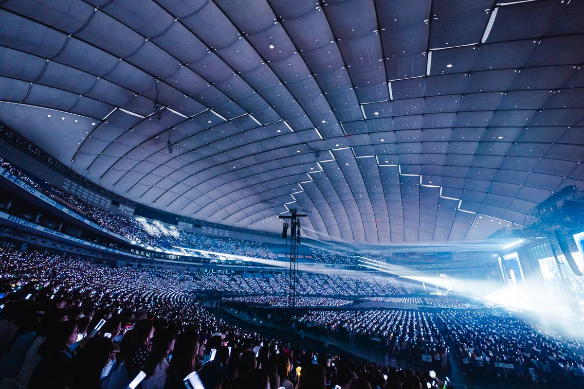 2PM、10年ぶりに東京ドームへ帰還！ 笑い満載の日本語MCと3時間超えの