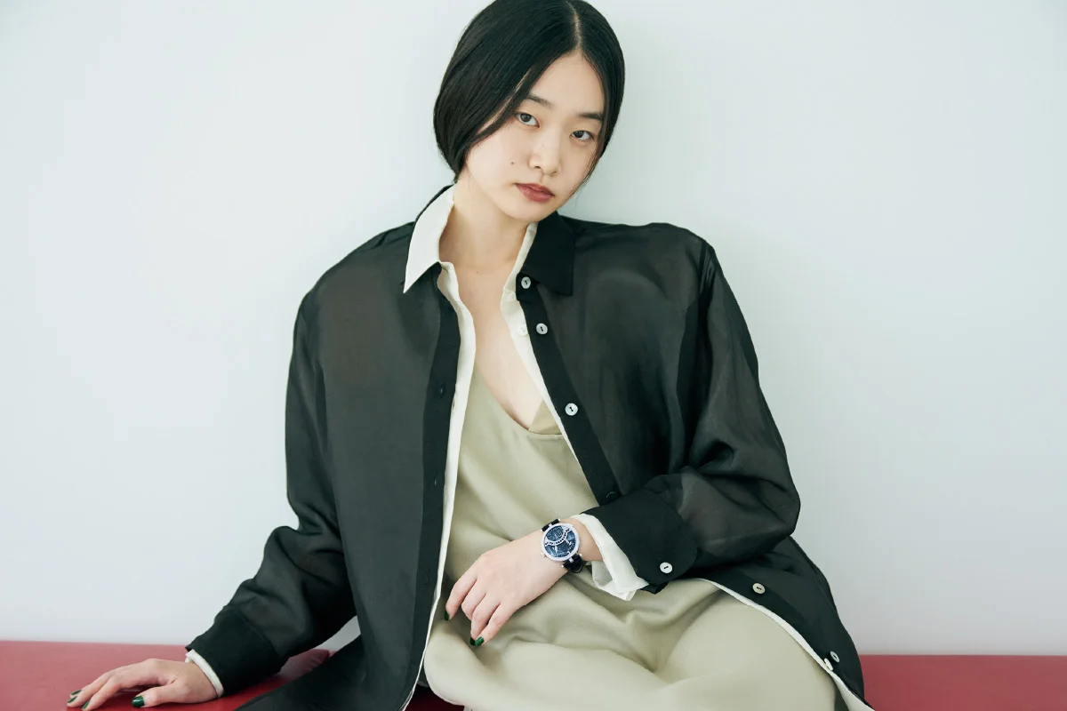 Van Cleef & Arpels LADY ARPELS PONT DES AMOUREUX WATCH