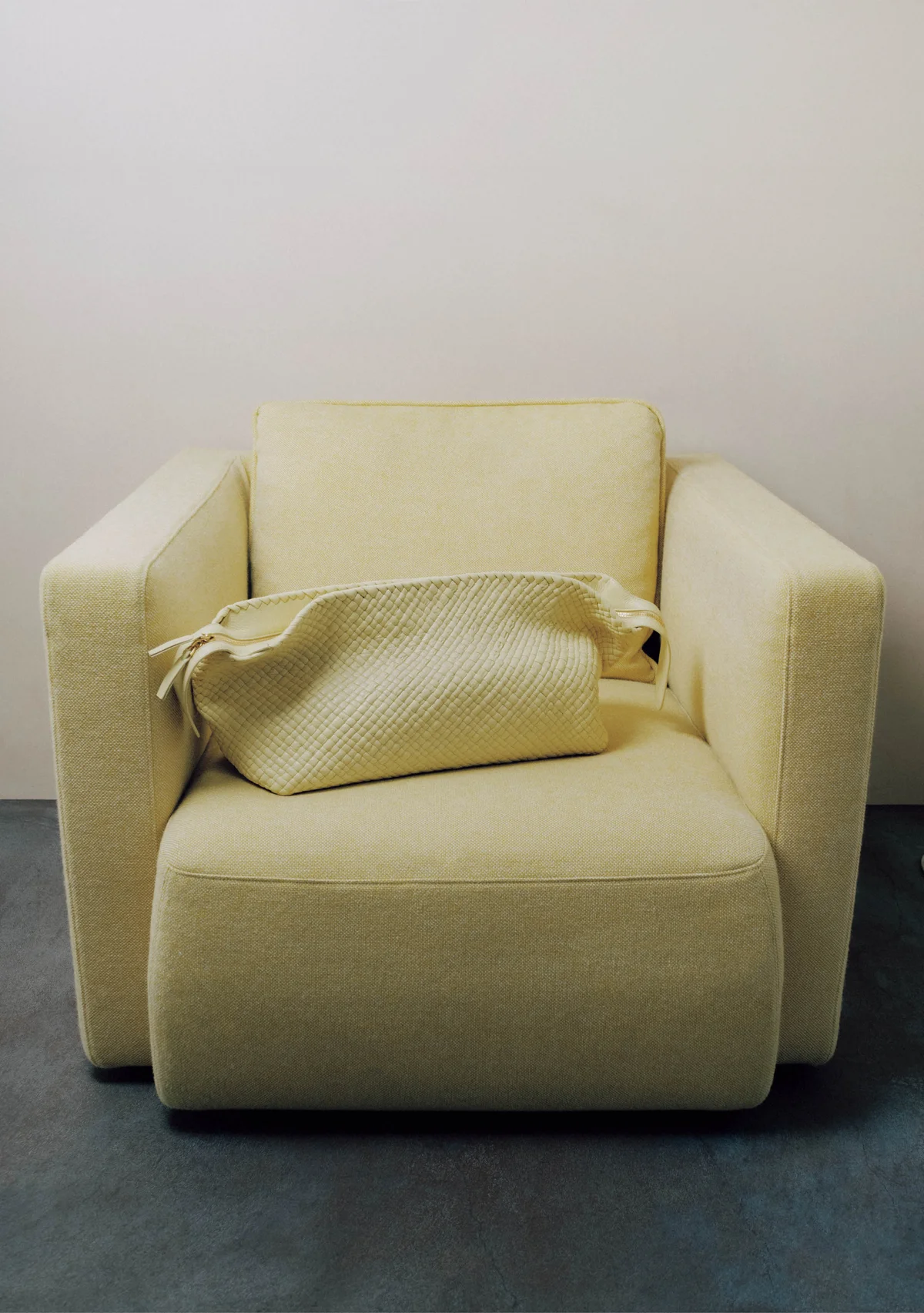 ボッテガ・ヴェネタのバッグ「カバ・ア・マノ」