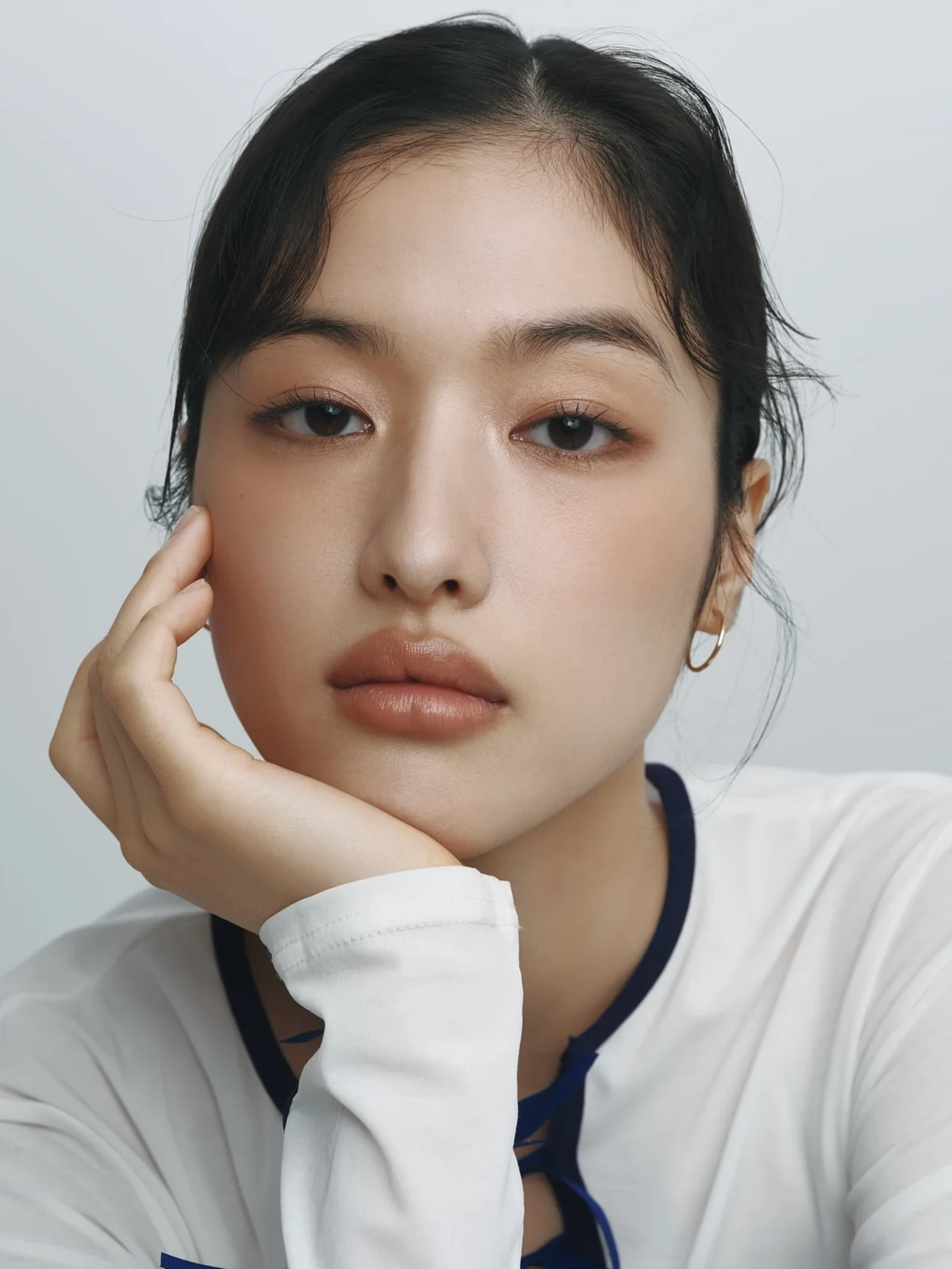 ベージュワントーンメイクの完成カット