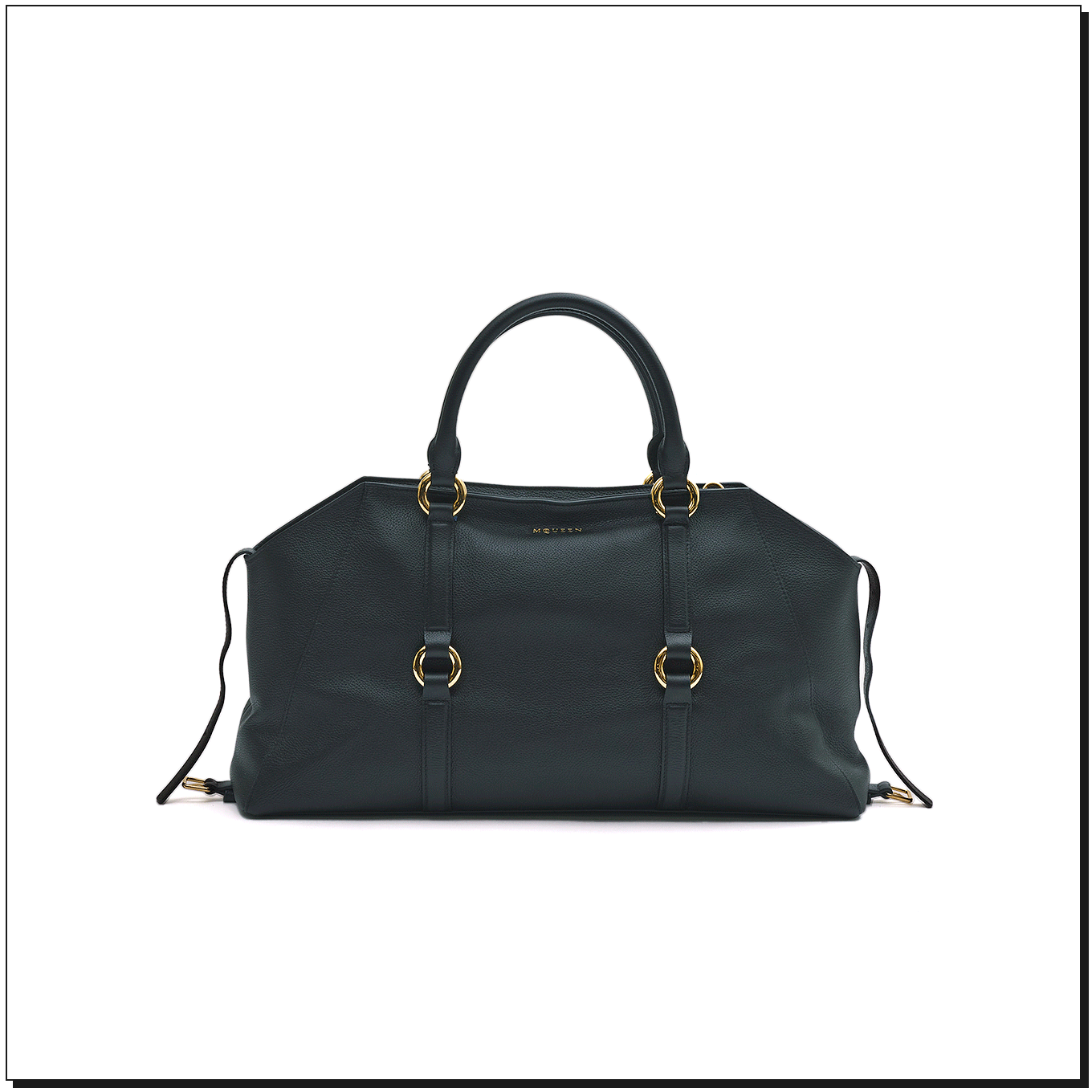 バッグ〈H20〜25×W44×D12cm〉￥379,940／マックイーン クライアントサービス（マックイーン）