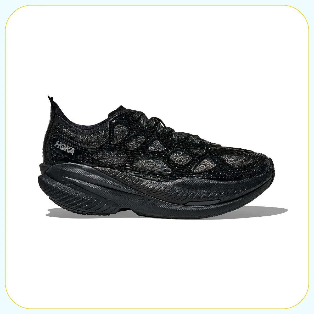 サンダル「VOYA INFINITY」￥6,930／デッカーズジャパン（テバ）