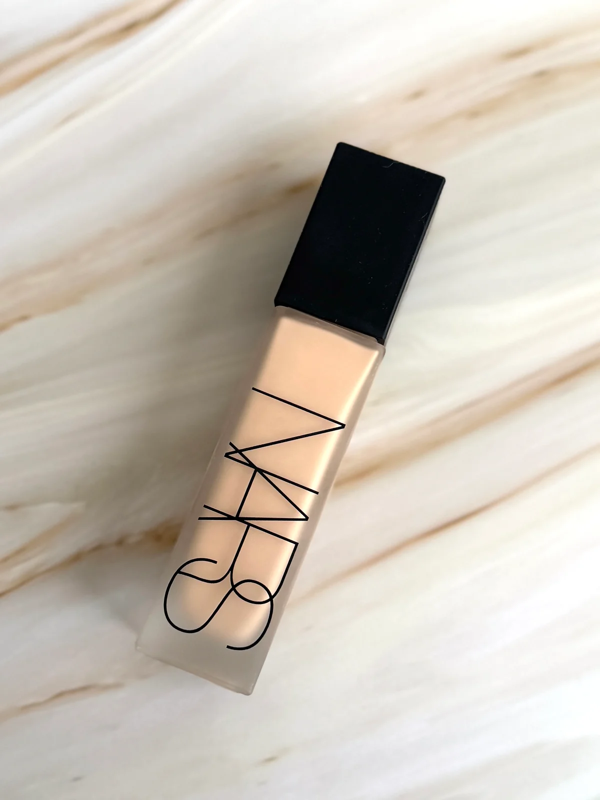 NARS ナチュラル ロングウェア ファンデーションの製品画像