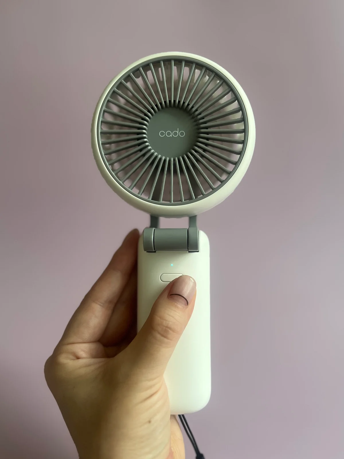 cado ハンディファン STREAM Mini ホワイトの使用画像