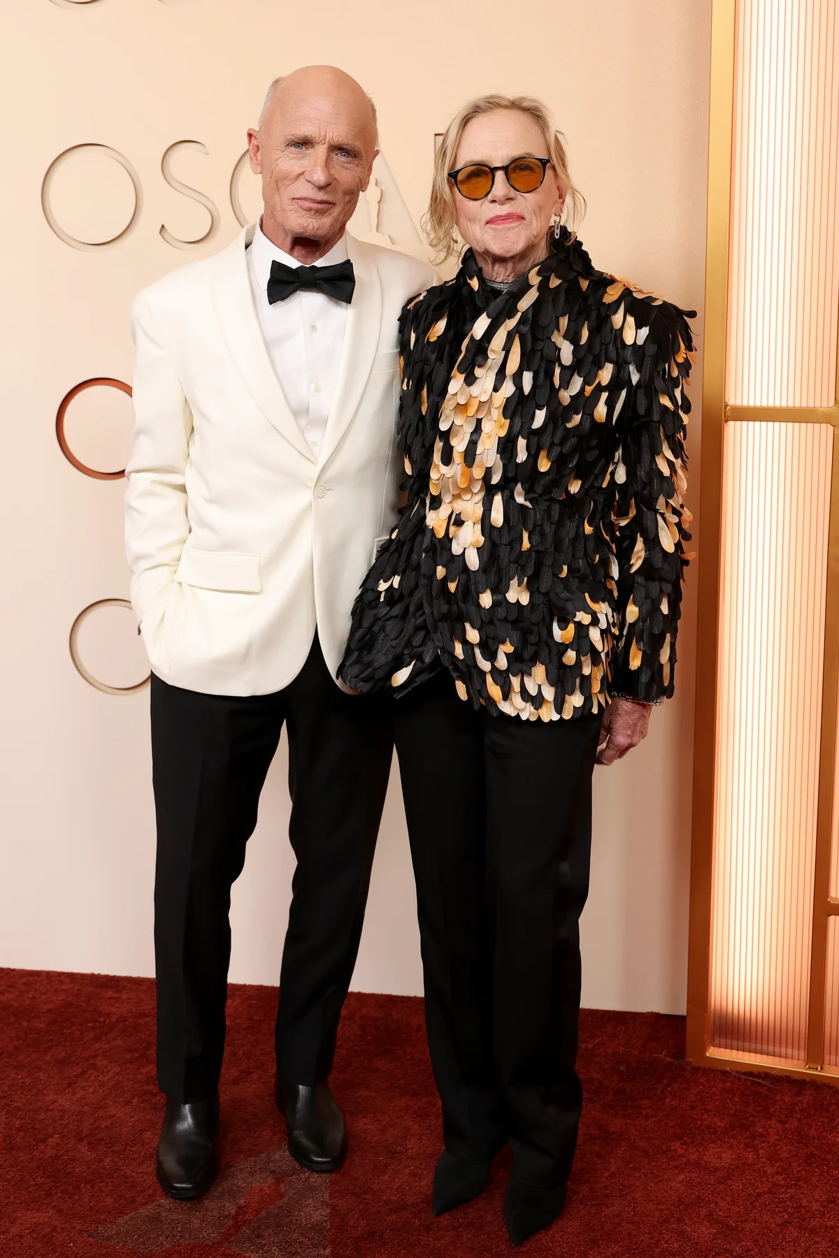 アカデミー賞2026のレッドカーペットに姿を見せたエイミー・マディガンと夫エド・ハリス