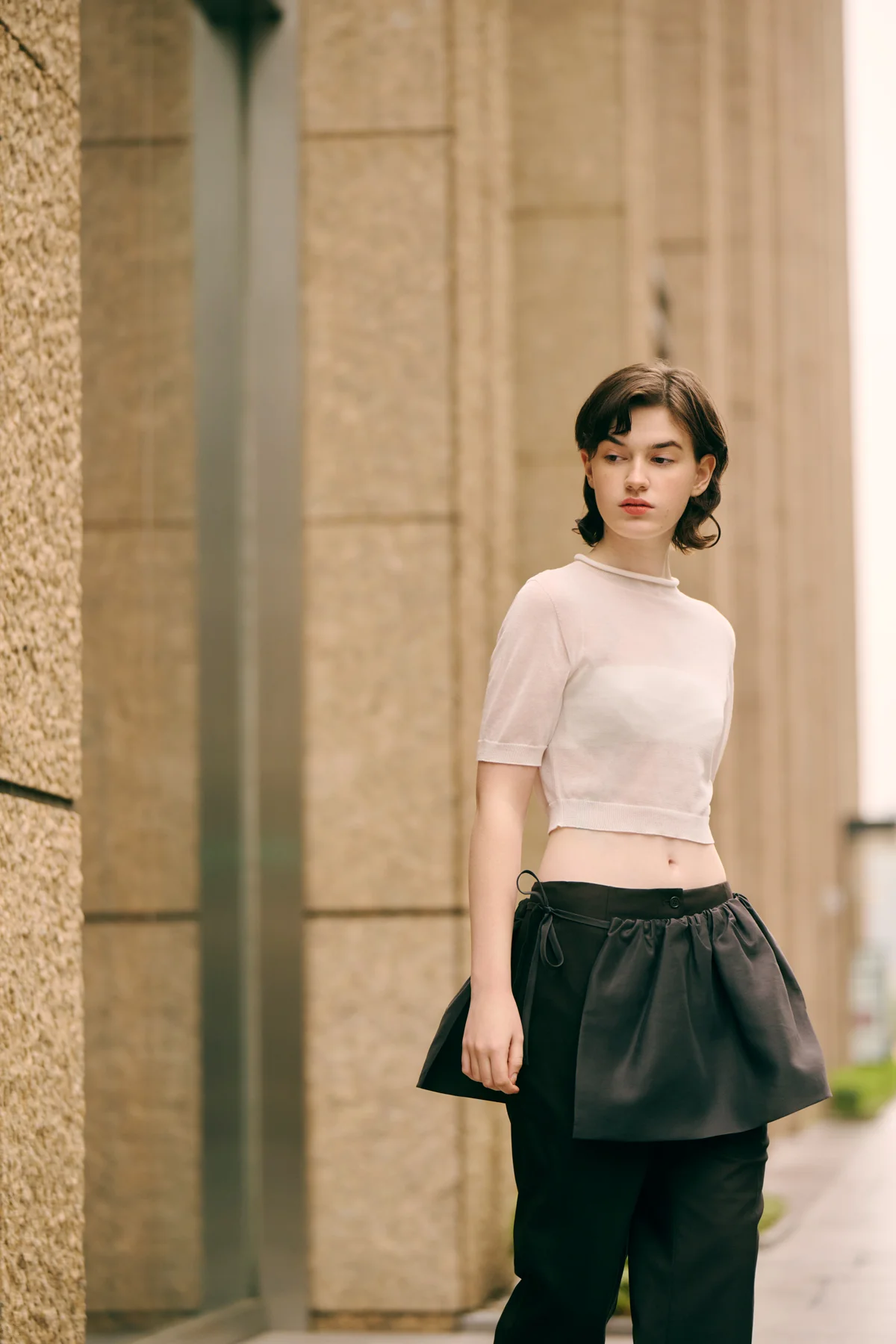 【LOOK04】スタイリスト小笠原夏未が選ぶAMOMENTO