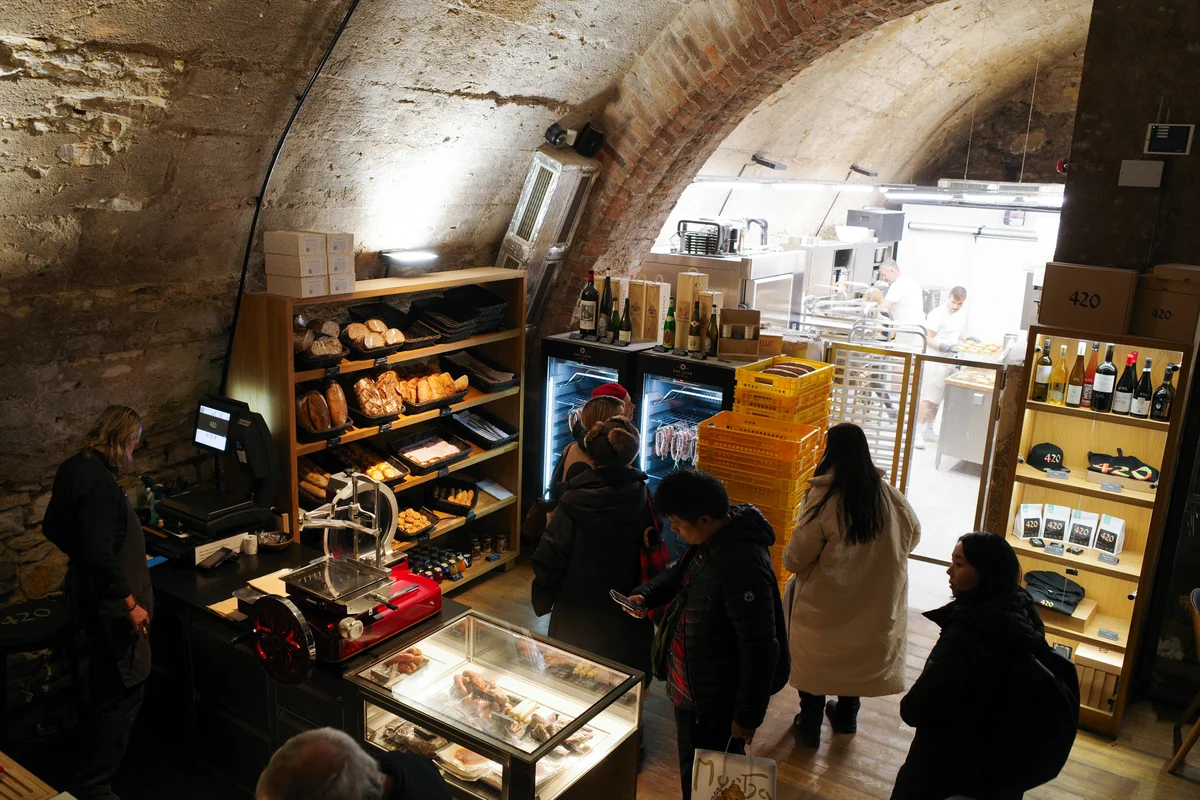 【チェコ／プラハ開運旅】星付きレストラン「420」