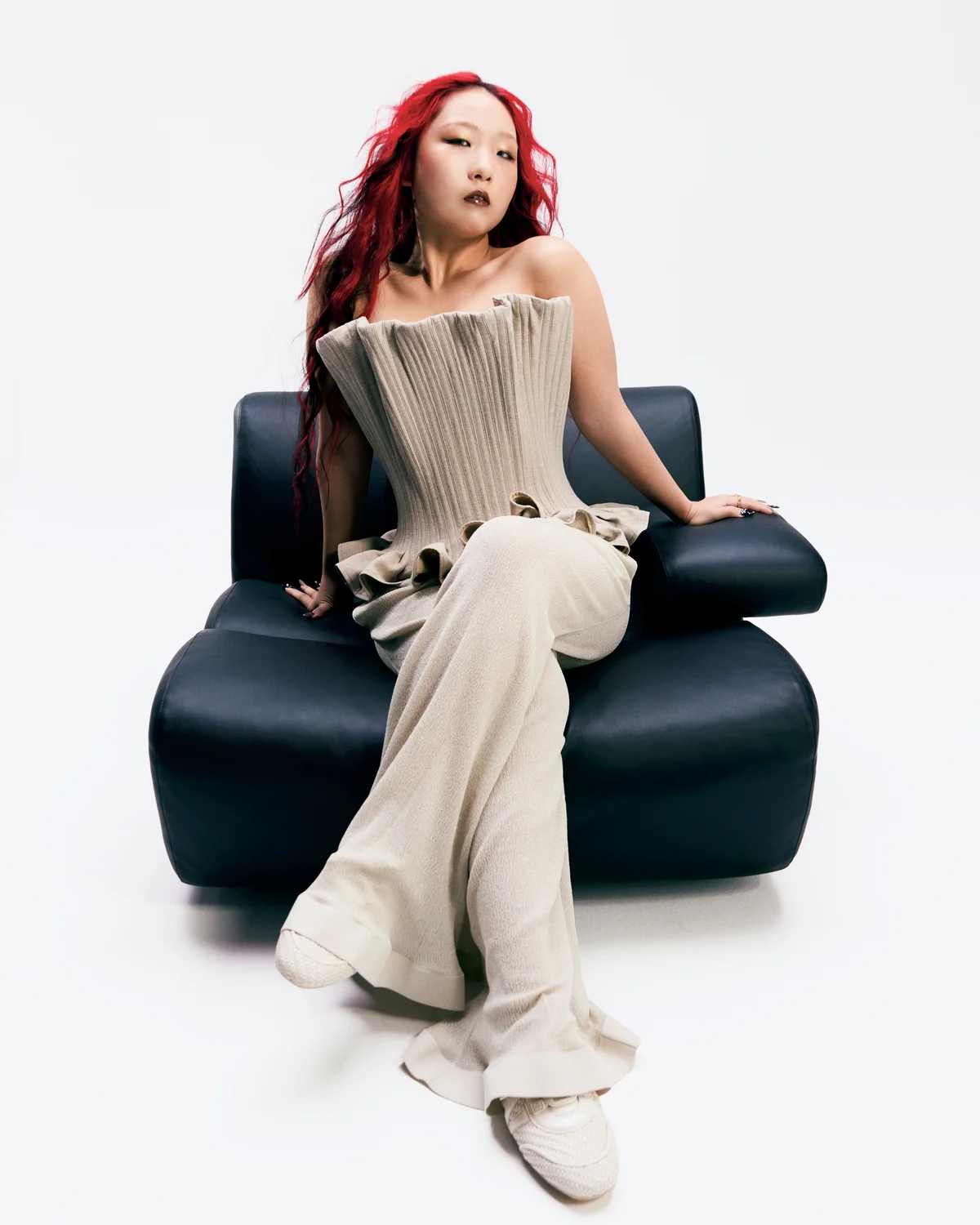 HANAのCHIKAさんがSPUR4月号の画像_1