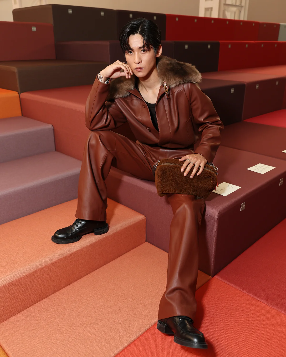 フェンディ2026年春夏コレクションに来場したSnow Manの目黒蓮