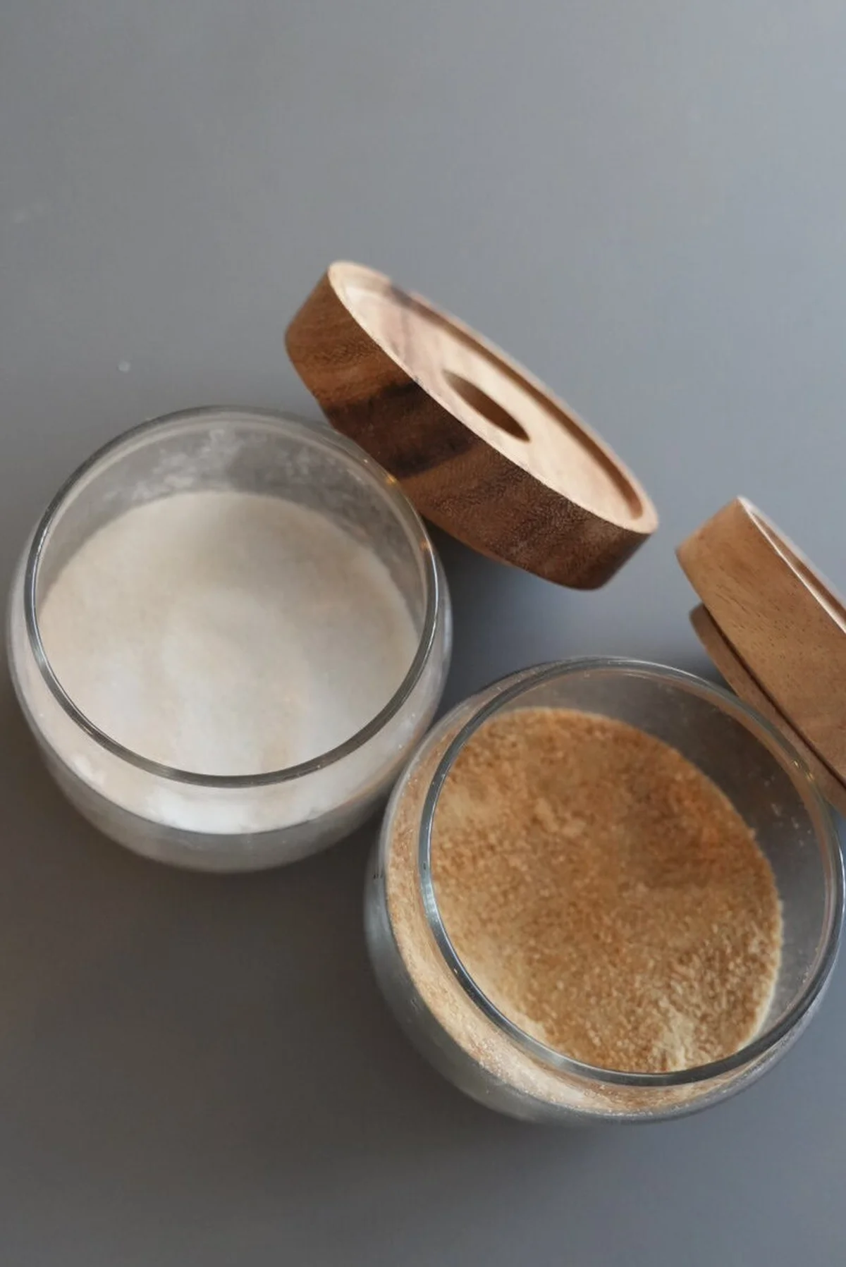 にこまおさん愛用の天日塩ときび砂糖やてんさい糖