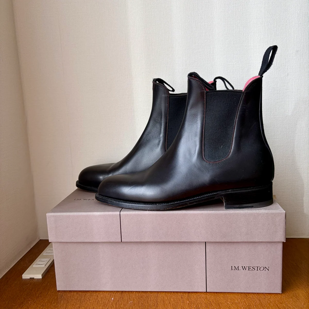 「ウエストン・ヴィンテージ」のチェルシーブーツの画像