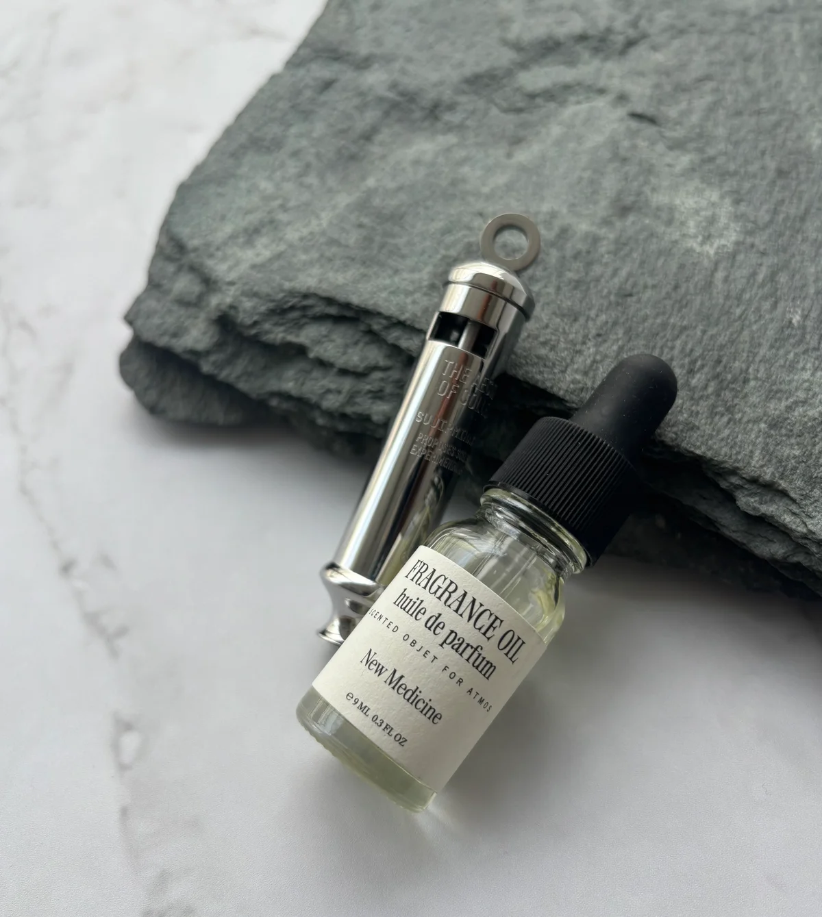 ポータブルパフューム