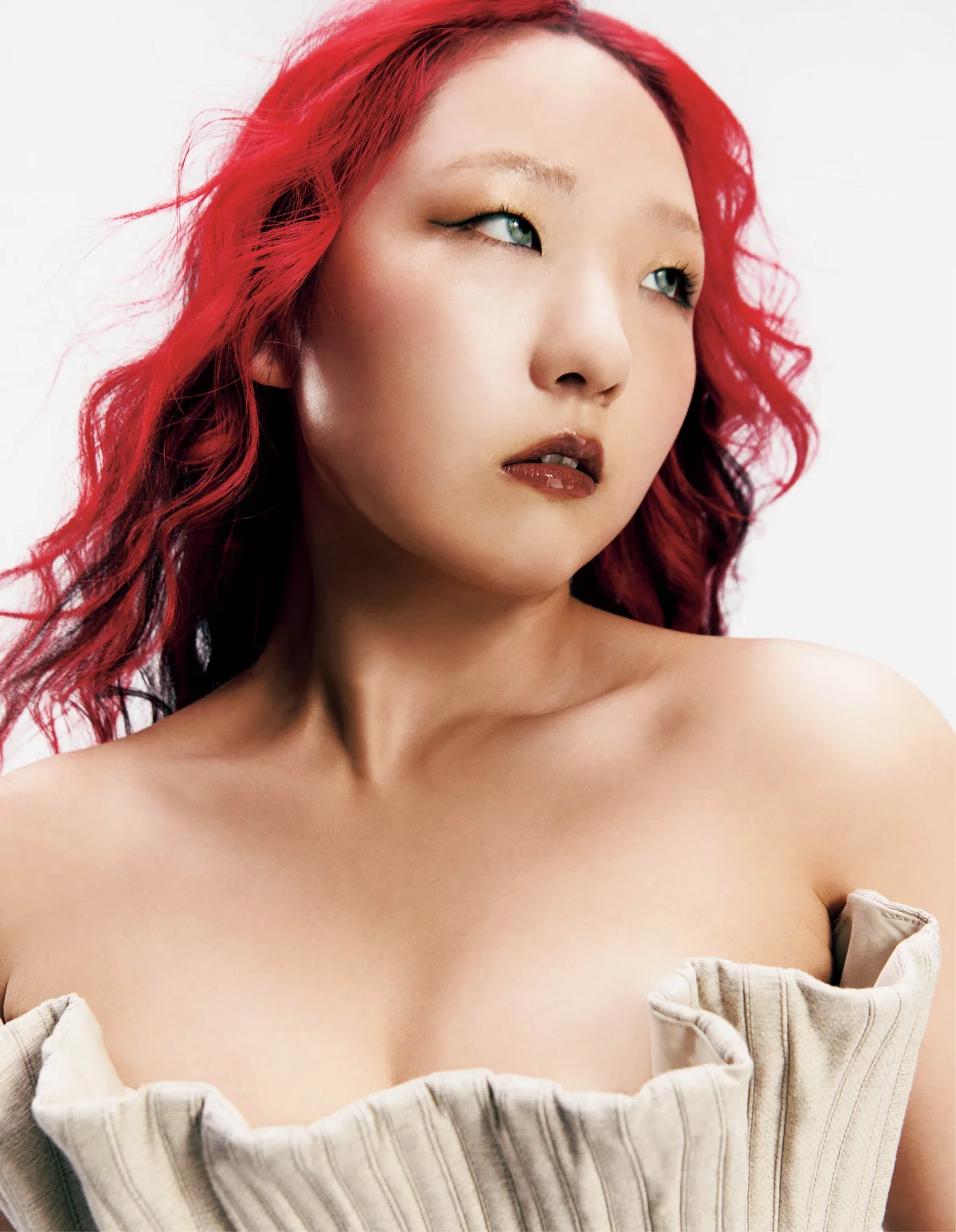 SPUR4月号に登場したHANAのCHIKAのメイクアップ