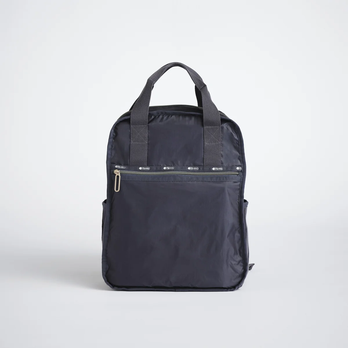 レスポートサックのバッグ「CR URBAN BACKPACK」の正面