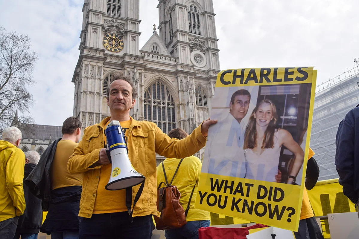 アンドルー元王子への抗議