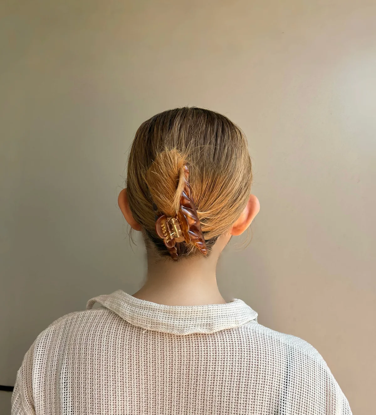 TRESSE croissant CLIP ヘアクリップ　着用