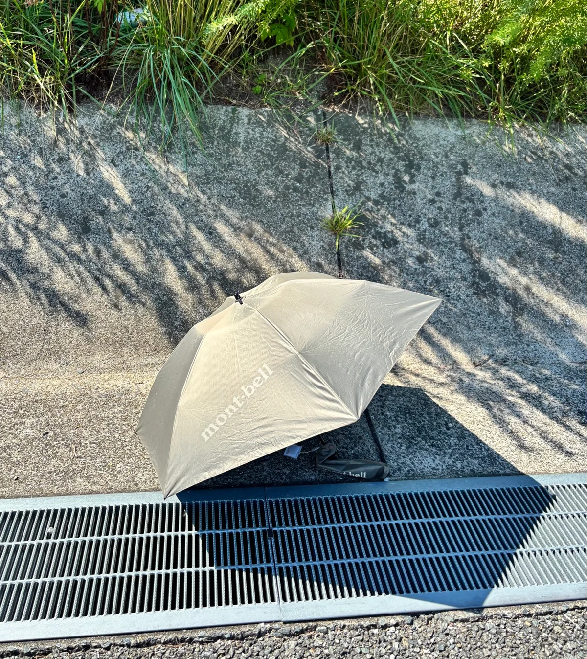 日傘　モンベル　晴雨兼用　トラベル サンブロックアンブレラ 50　軽量