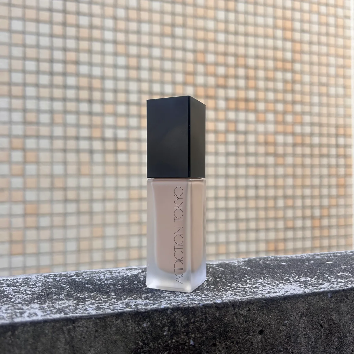 アディクションの新作、ザ ファンデーション　コンフィデント フィックス