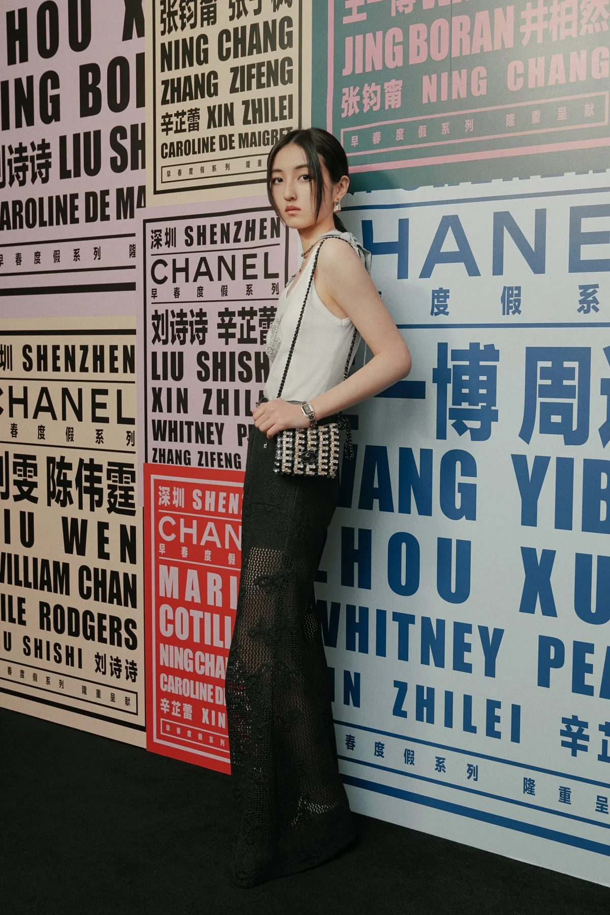 中国・深圳で開催されたシャネルの2023-24年クルーズ コレクションのレプリカショーに来場したチャン・ツィフォン