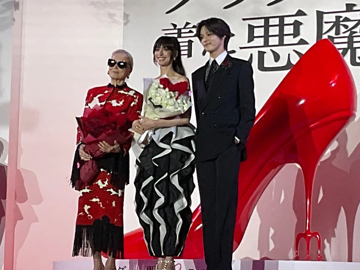 &TEAM K登場。 メリル・ストリープとアン・ハサウェイの『プラダを着た悪魔2』来日イベント