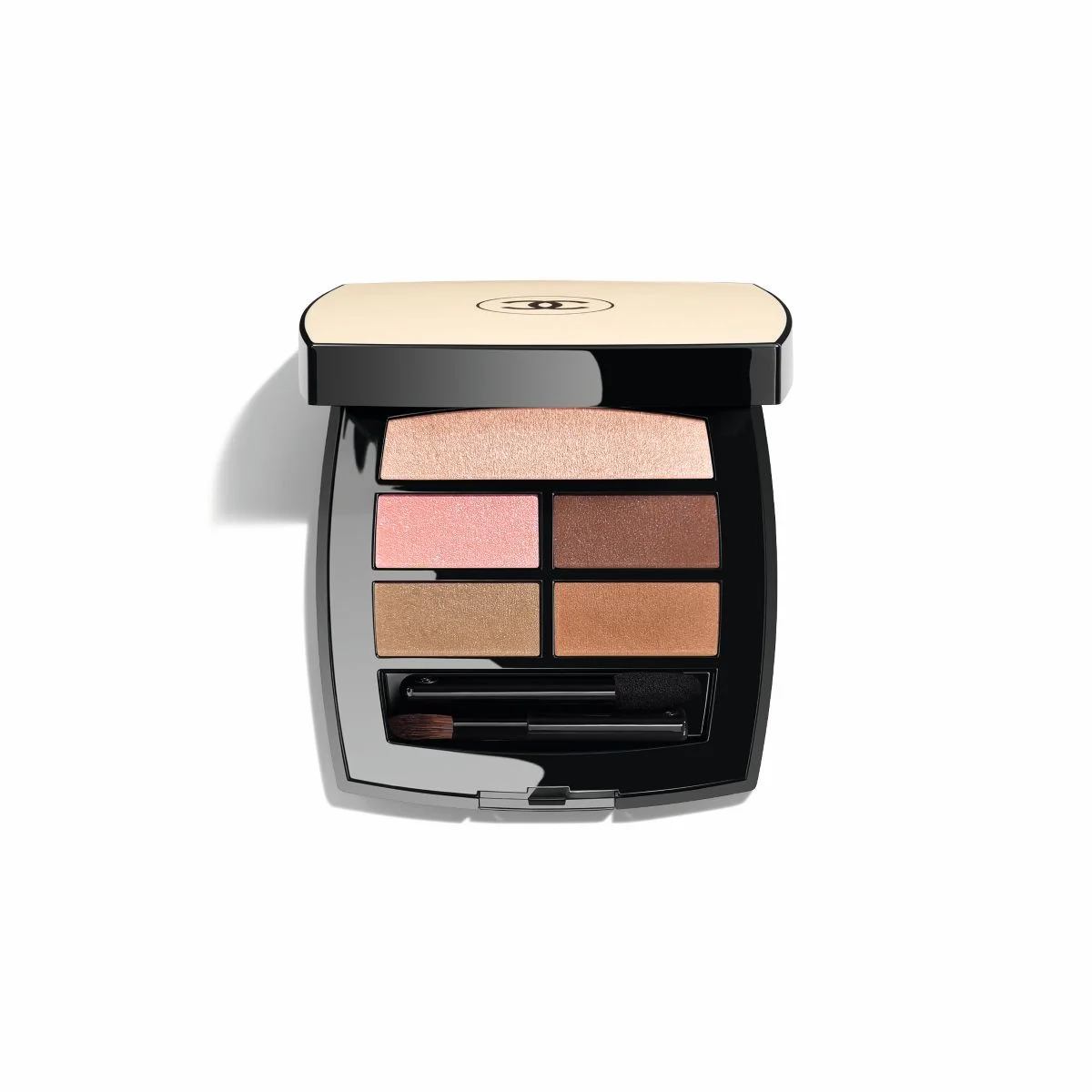 シャネル レ ベージュ パレット ルガール ソフト ￥11,000〈2026年5月8日発売〉 ⓒCHANEL