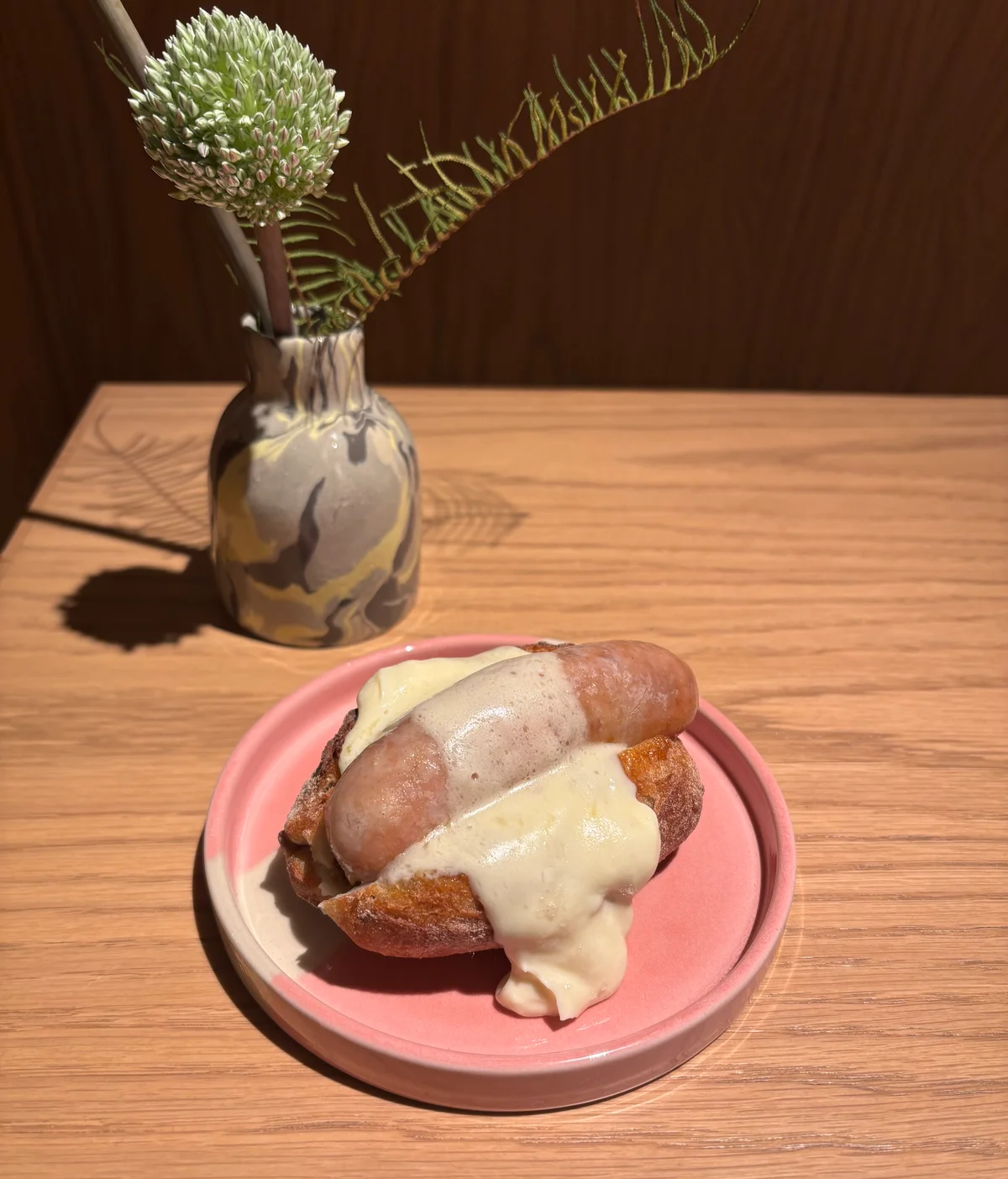 トリュフベーカリー　TRUFFLE BAKERY  新宿店　ホットドッグ
