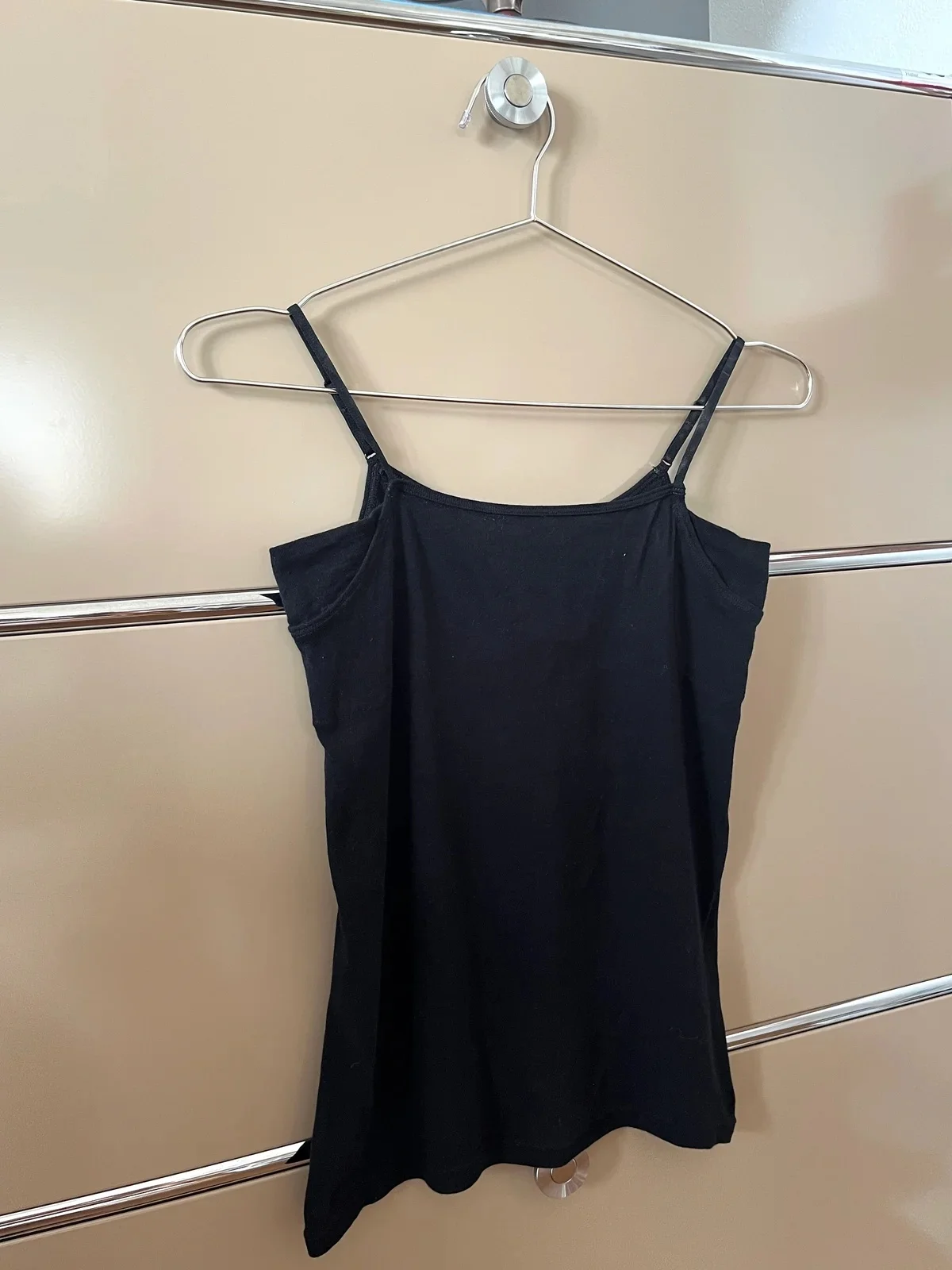 無印良品のさらっと綿汗取りパッド付きキャミソール