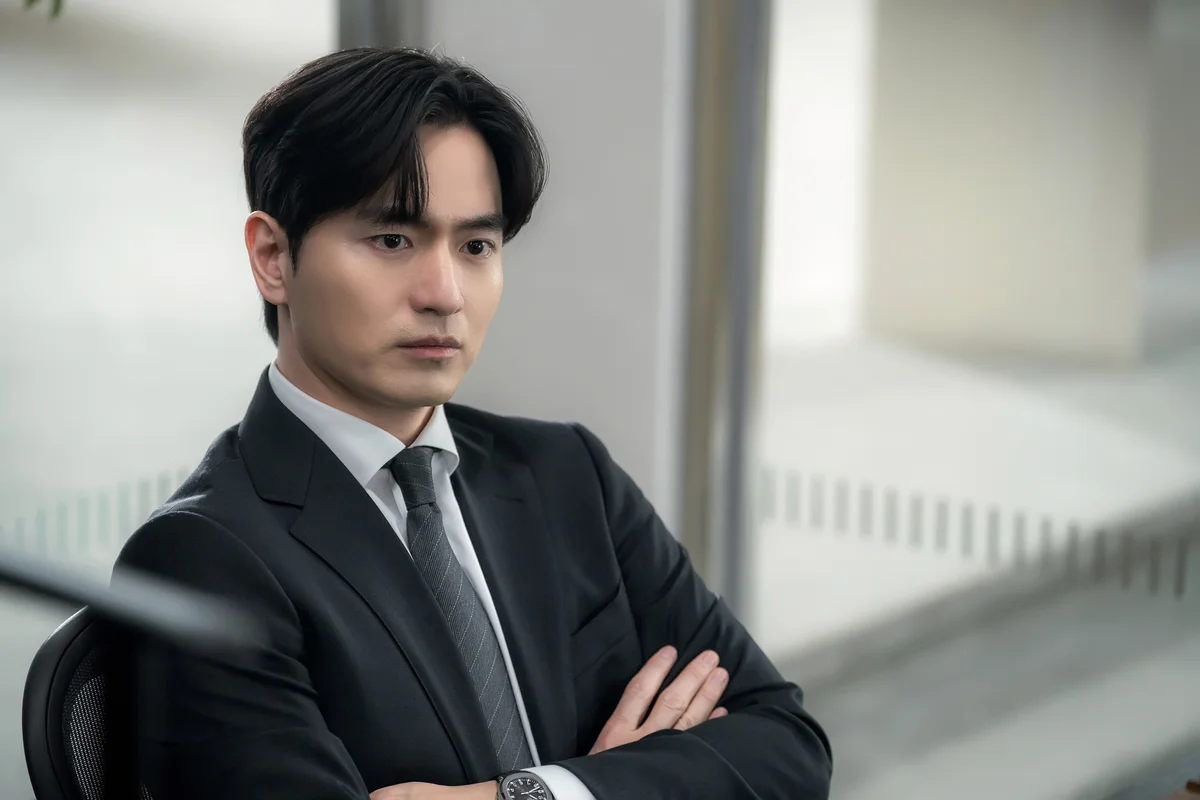 2025年新作韓国ドラマ　Netflix『エスクワイア: 弁護士を夢見る弁護士たち』の場面写真　イ・ジヌク