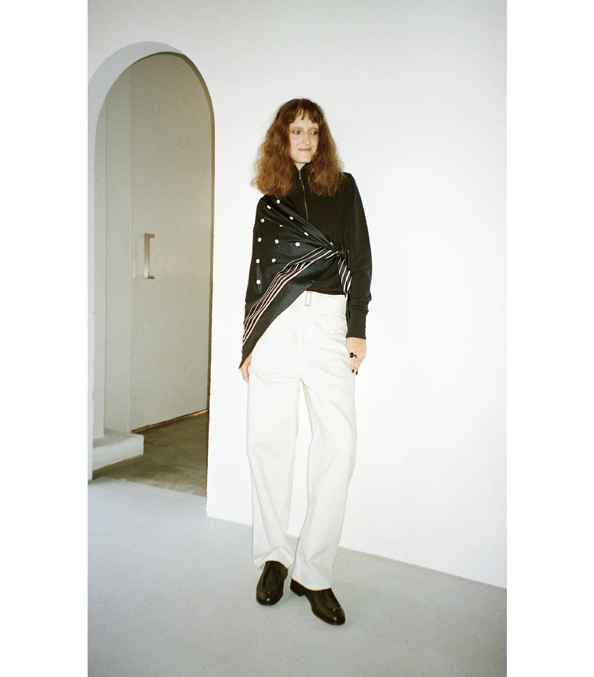 タカヒロミヤシタザソロイスト.のスカーフ