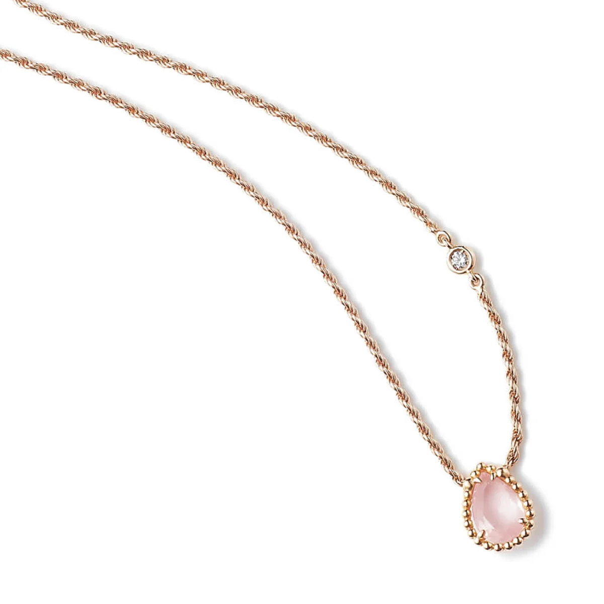 ブシュロンのネックレス