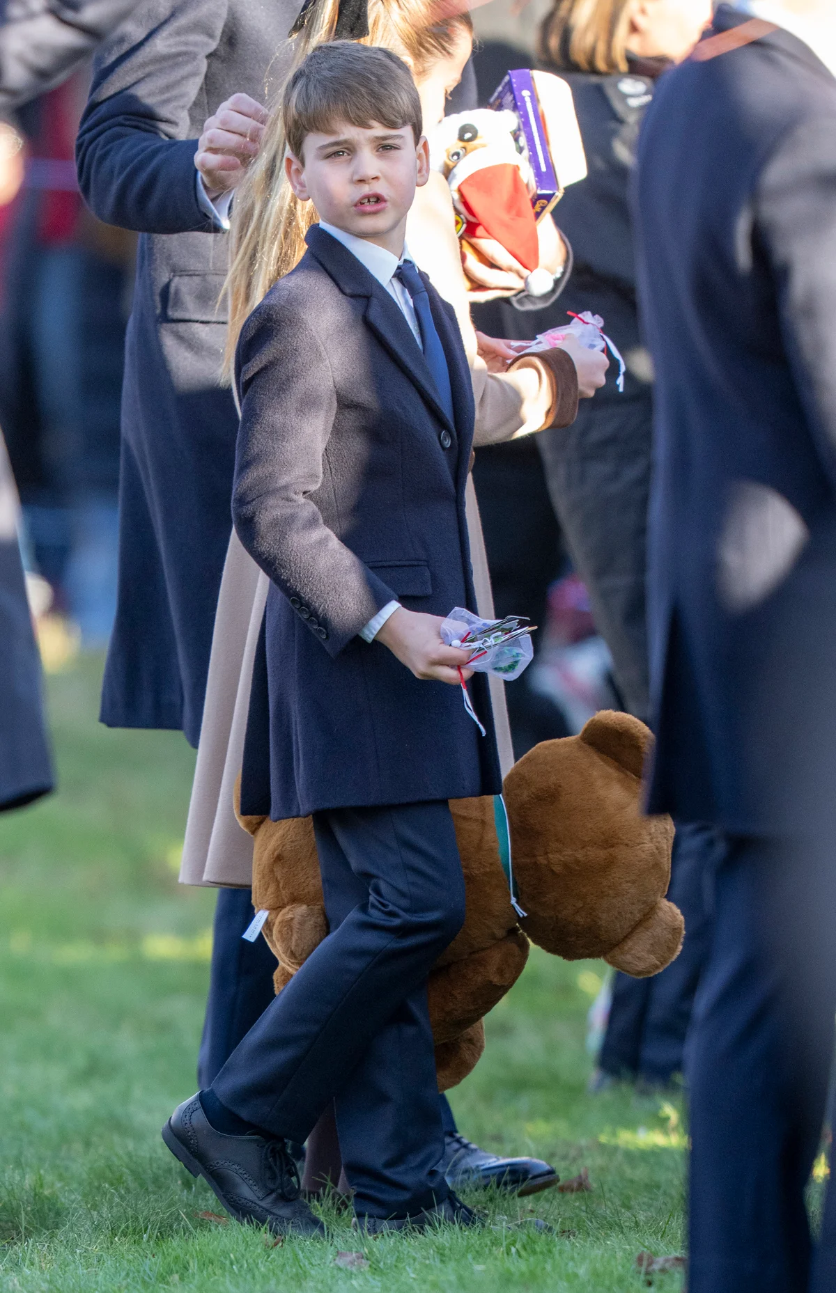 キャサリン皇太子妃が英国王室恒例のクリスの画像_6