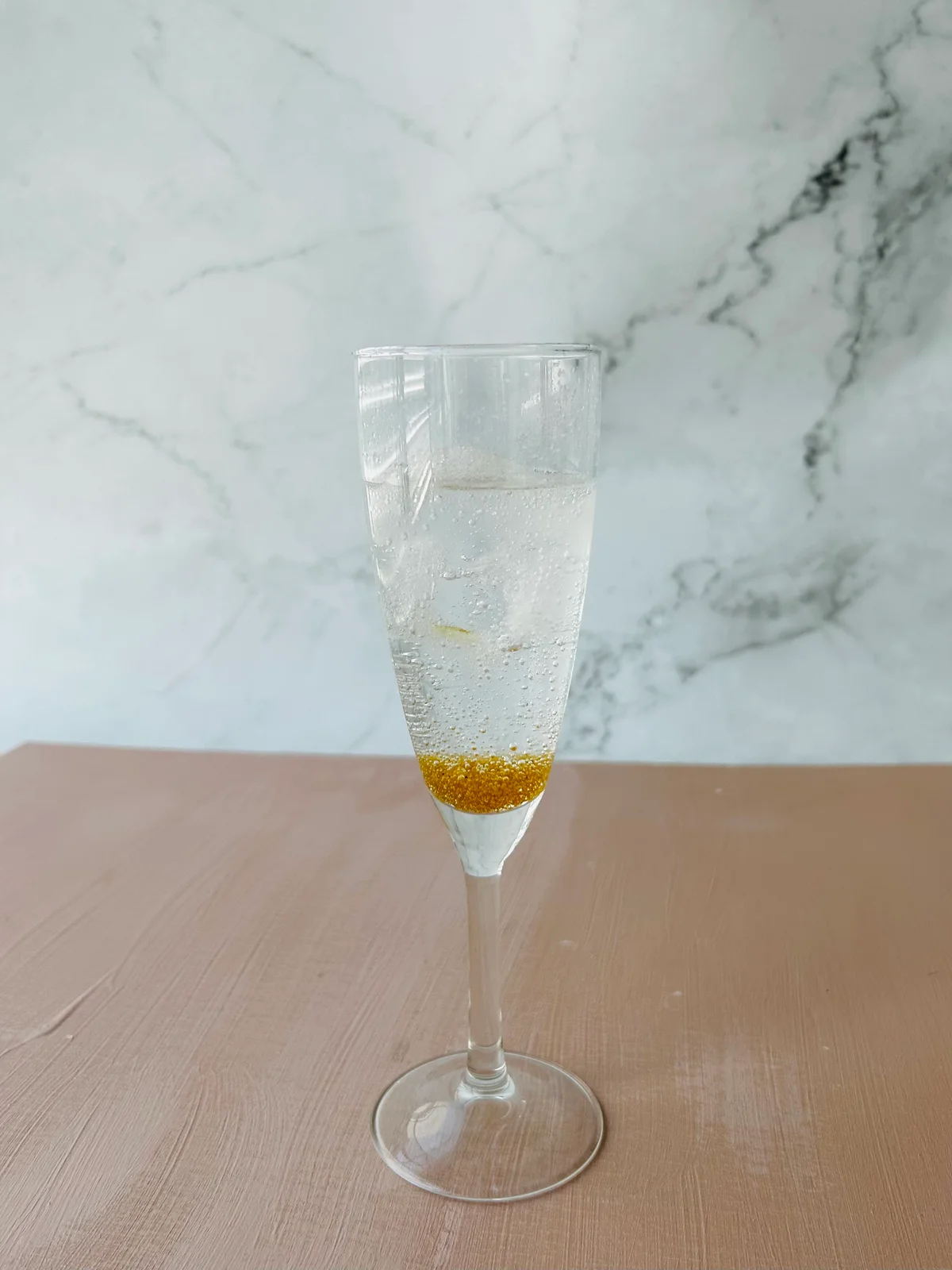 Tamituのハーバルハニーを炭酸で割った写真