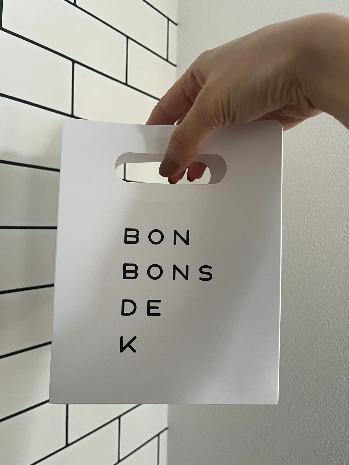 グルテンフリースイーツ 米粉 フィナンシェ 3個セット¥1,570 ボンボン ドゥ カ パッケージ