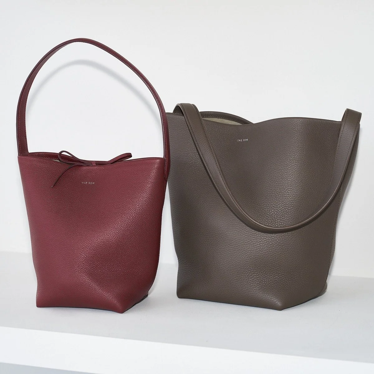 THE ROW（ザ・ロウ）「SMALL N/S PARK TOTE」バッグ、「MEDIUM N/S PARK TOTE」バッグ