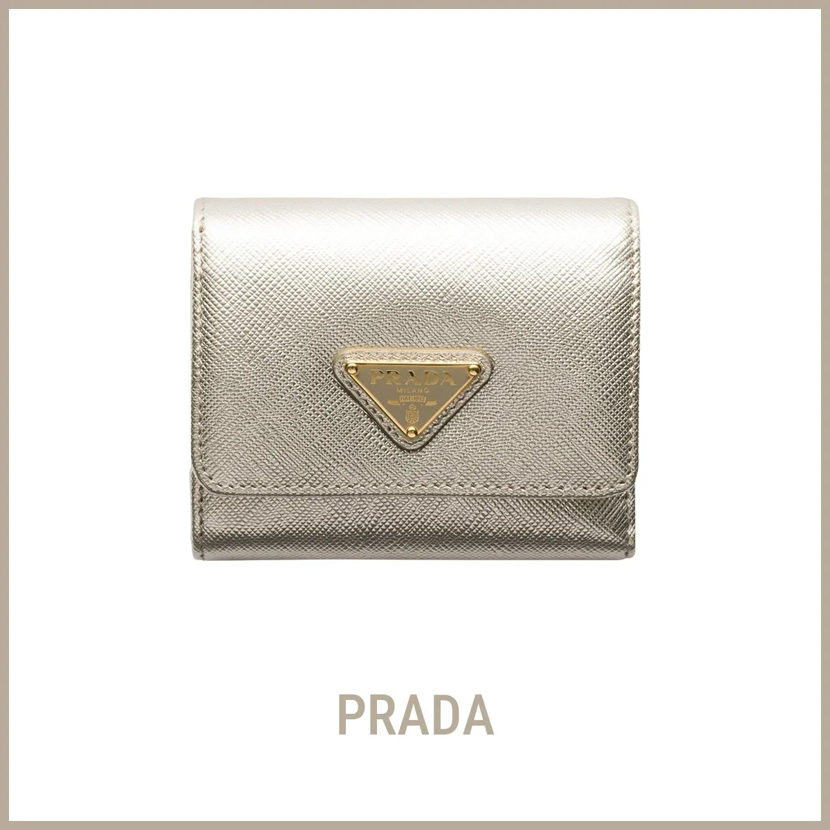 プラダ「三つ折り財布」　ゴールド