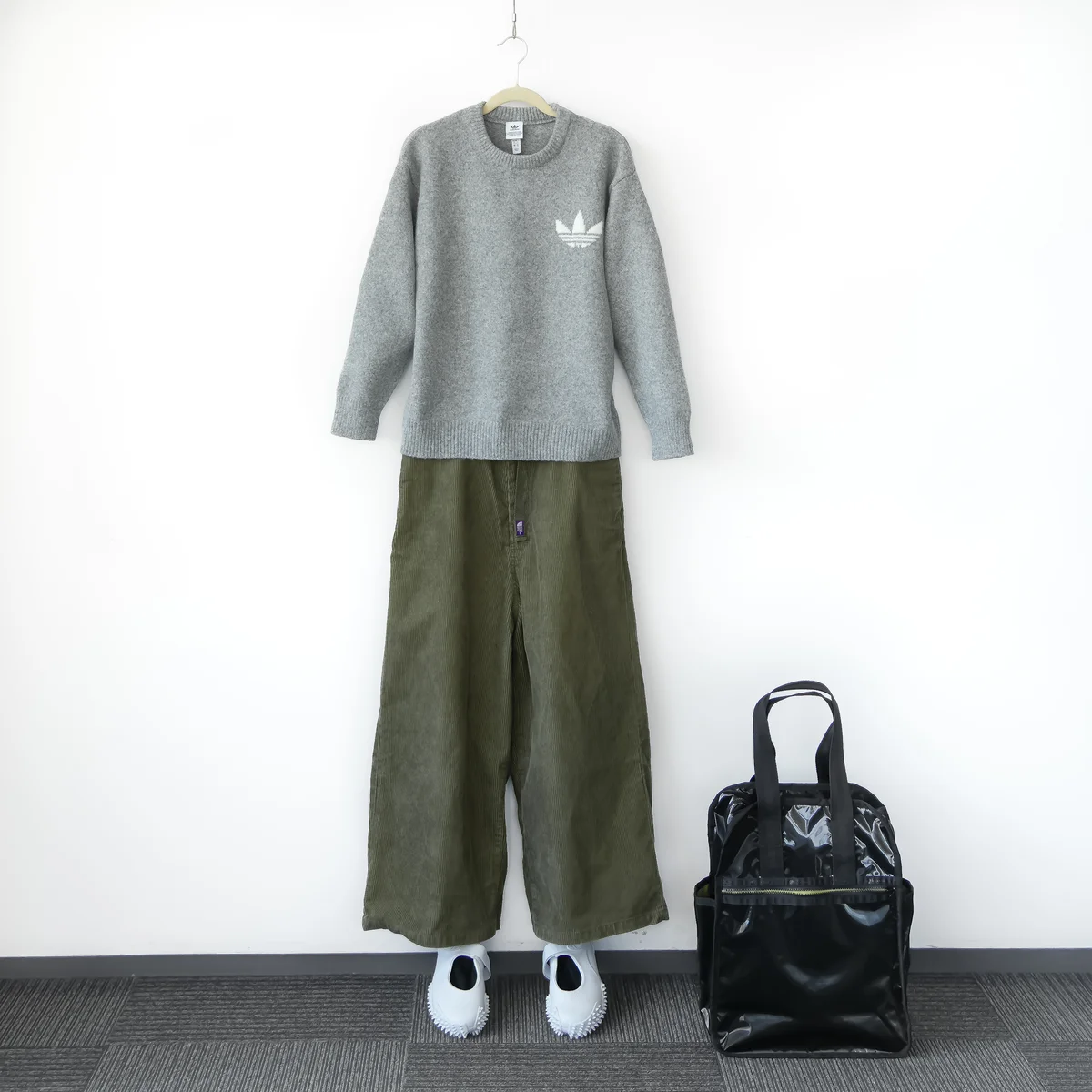 アーバン エディターズ バックパック（オボロ）を使用したコーディネート具体例