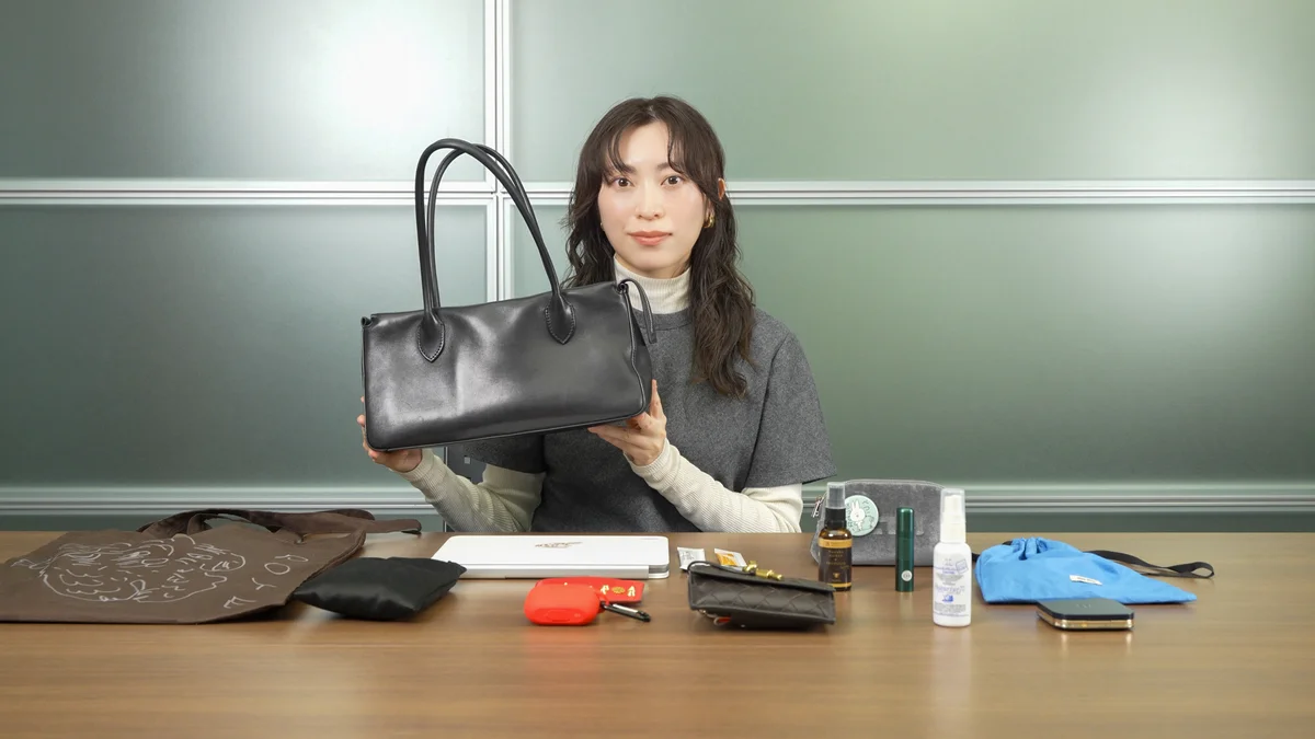 SPURエディター青山のザ・ロウのバッグ