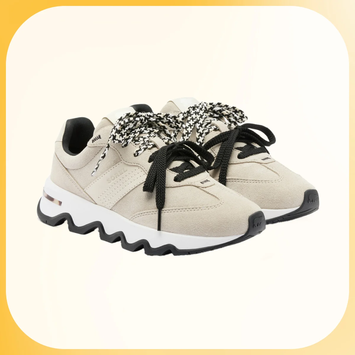 洗練された素材とカラーが大人に寄り添うソレルのスニーカー