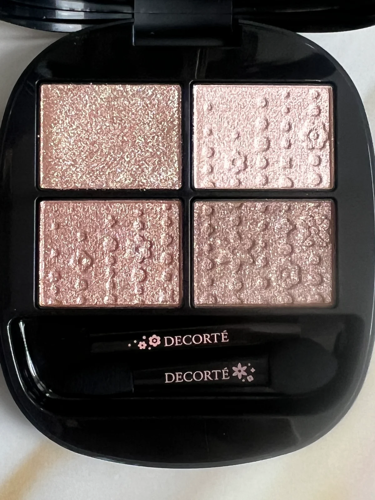 スキンシャドウ デザイニング パレット ETERNAL BLOOM 08の画像