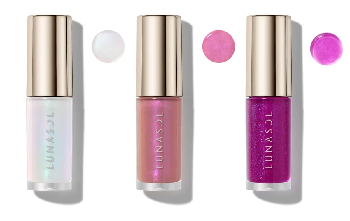 カネボウ化粧品 ルナソル イルミネイティングリップオイル 左から／EX01、EX02、EX03 各￥3,520〈2025年11月21日限定発売〉