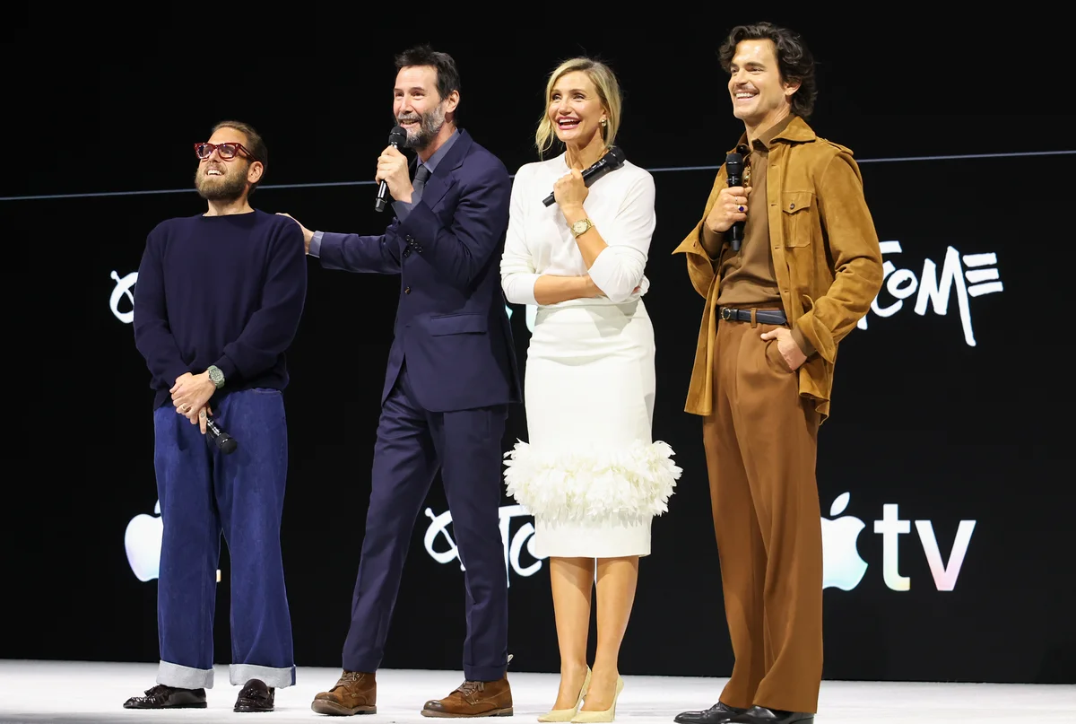 Apple TVのプレスイベントでのジョナ・ヒル、キアヌ・リーブス、キャメロン・ディアス、マット・ボマー