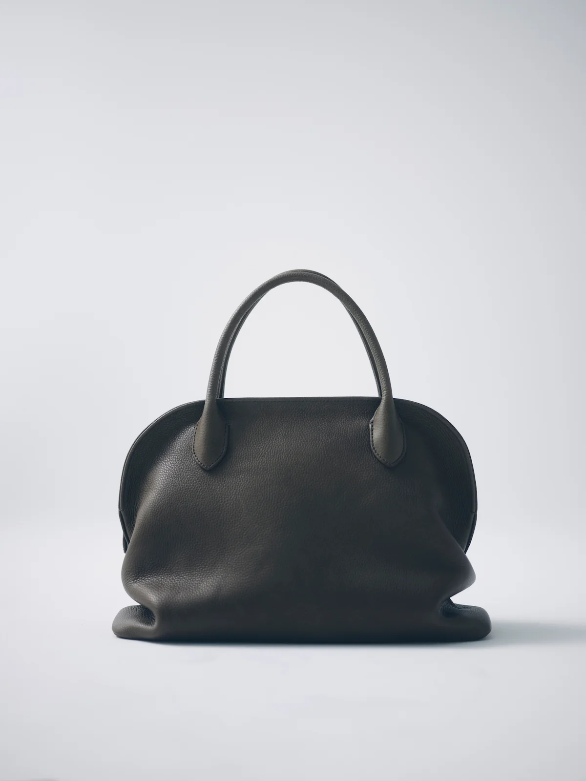 ザ・ロウ のAgnes 12