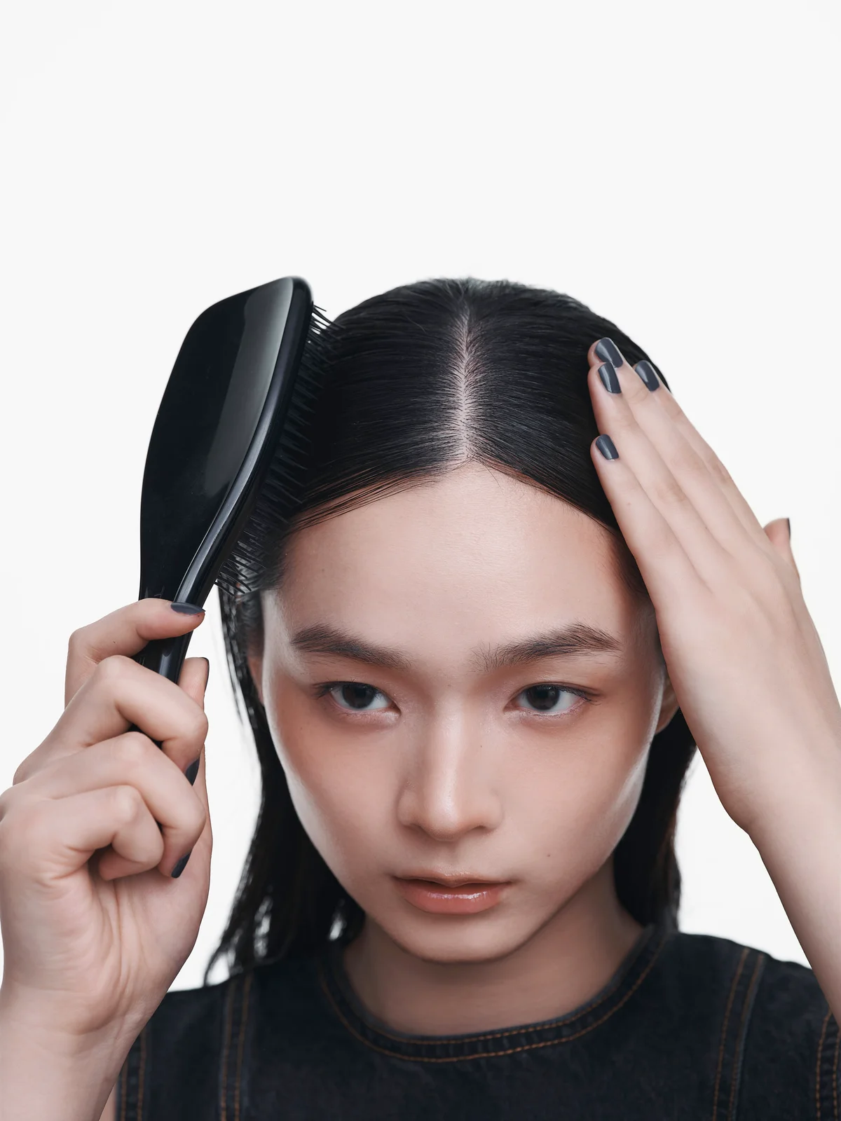 ヘアアレンジのステップ1の画像