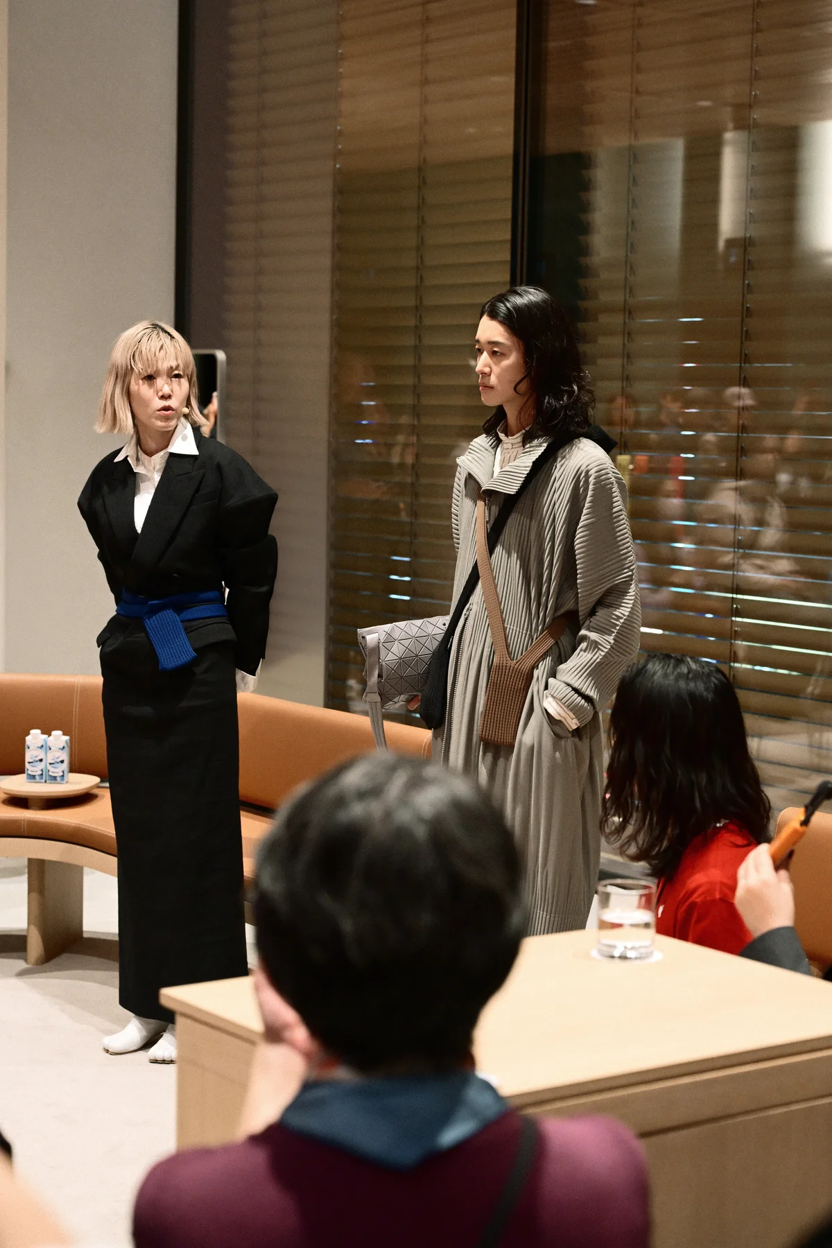 iPhone Pocketの発表会での様子　スタイリスト・コギソマナさんによるスタイリングセッション