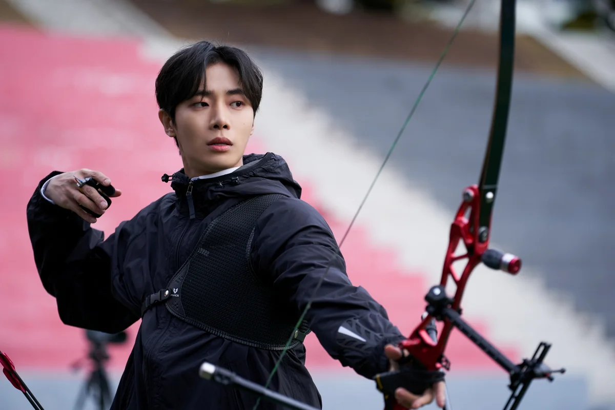チュ・ヨンウ　新作韓国ドラマ『巫女と彦星』の場面写真　Prime Videoで独占配信中