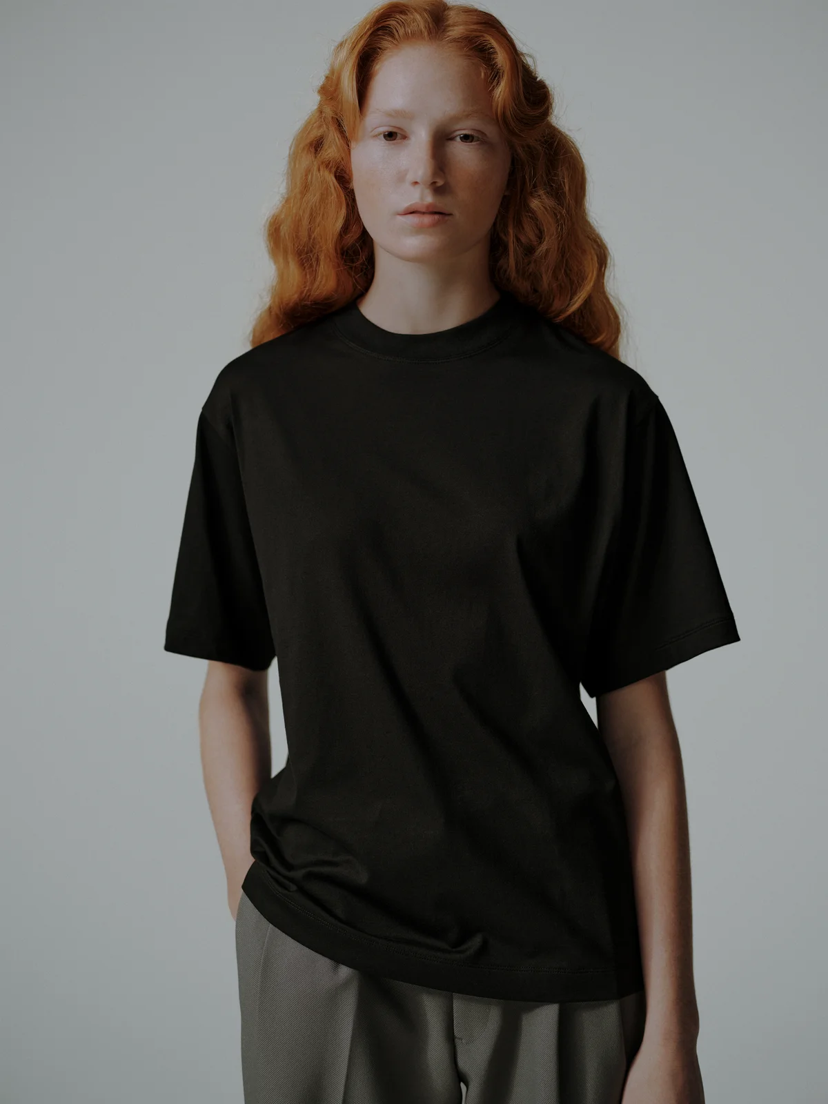 ATON（エイトン）のルーズフィットTシャツ【別注】