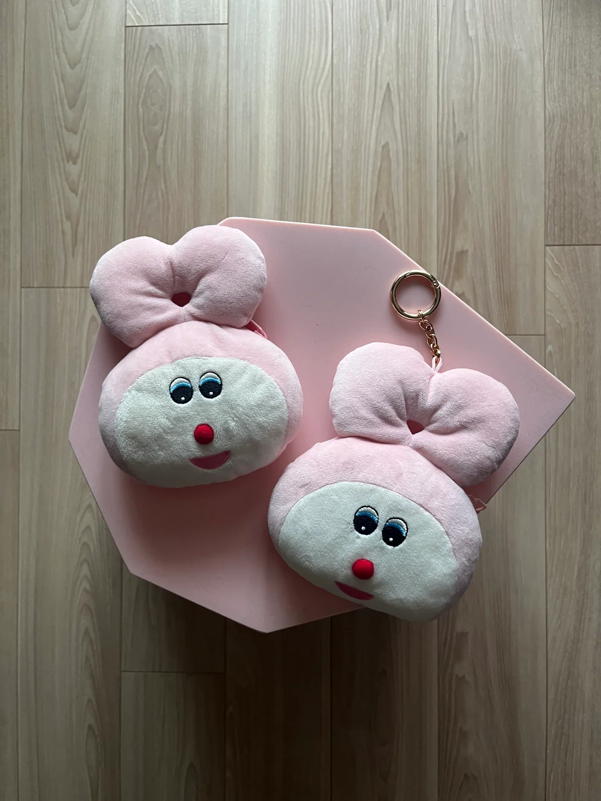 しゅぷるん 顔ポーチ 新旧見比べてみた画像